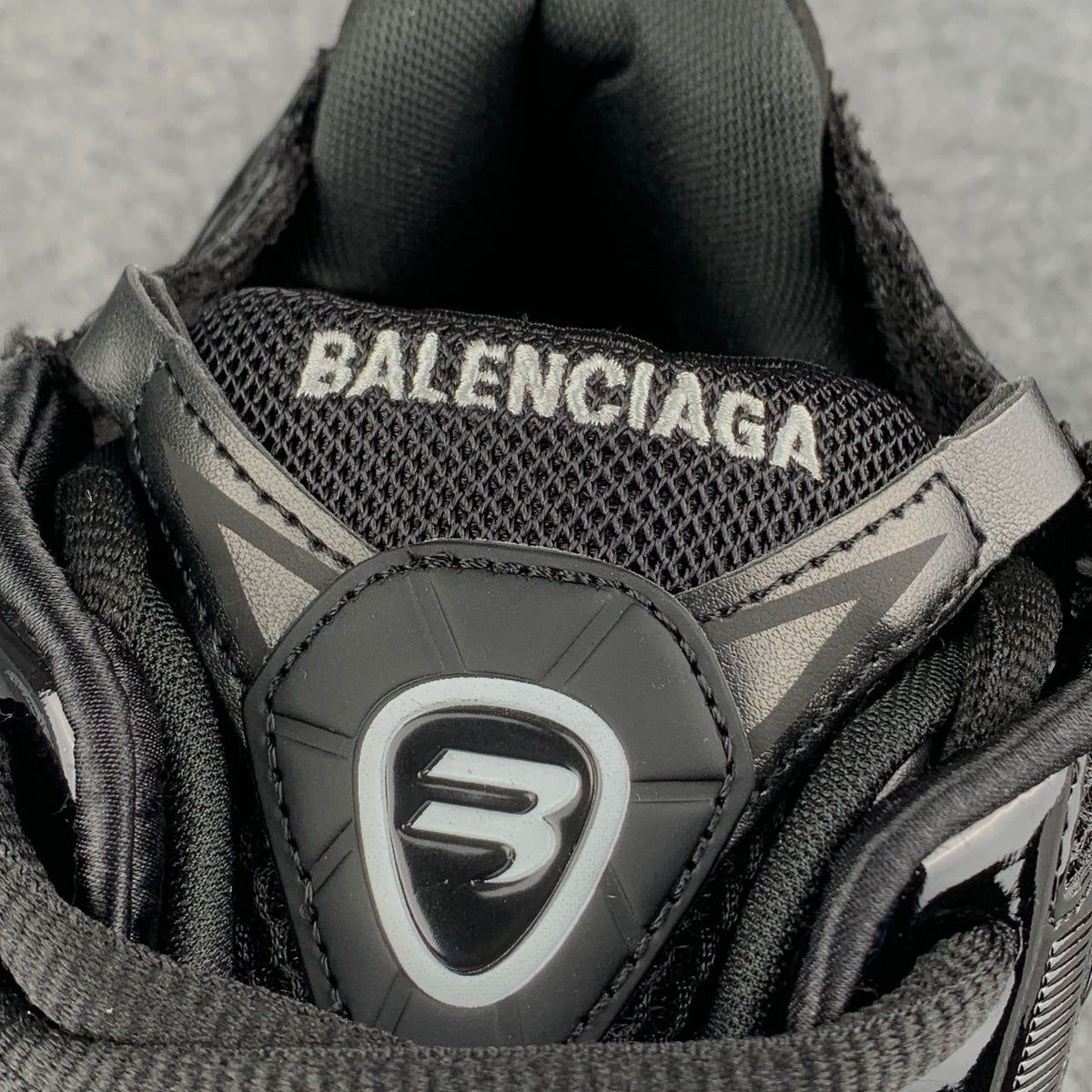 Balenciaga Wmns Runner Sneaker 'Black'