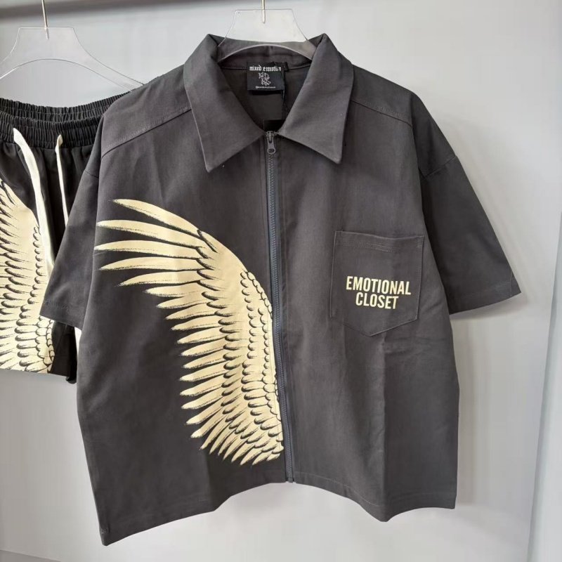 MIXED EMOTION Wing Graphic Zip Shirt